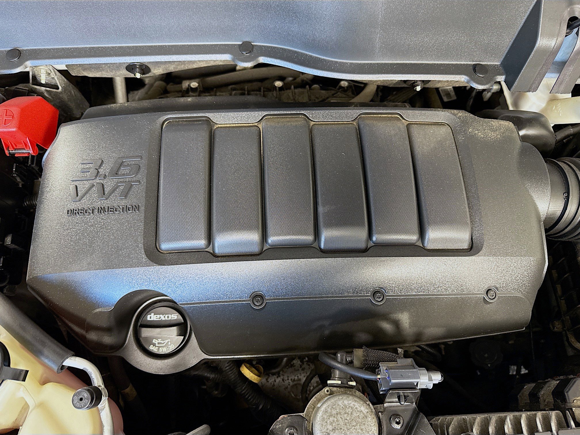 Used 2016 GMC Acadia SLE image 38