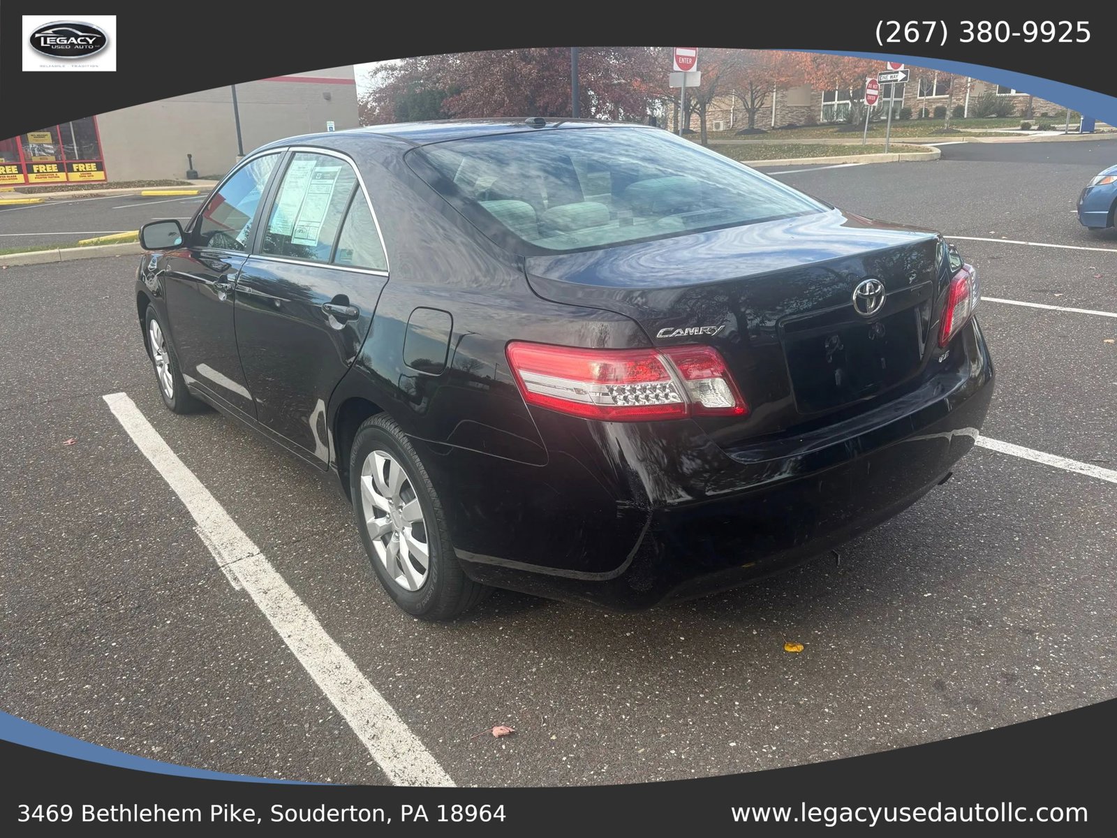 Used 2011 Toyota Camry LE image 5