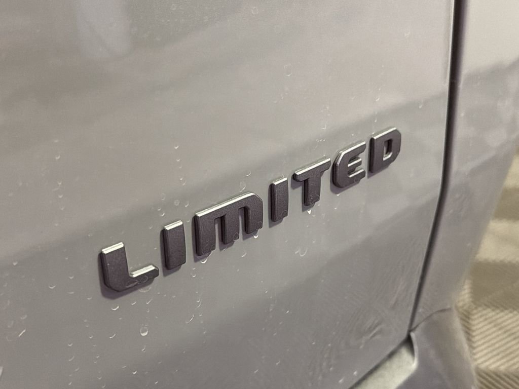 New 2026 Jeep Cherokee Limited image 8