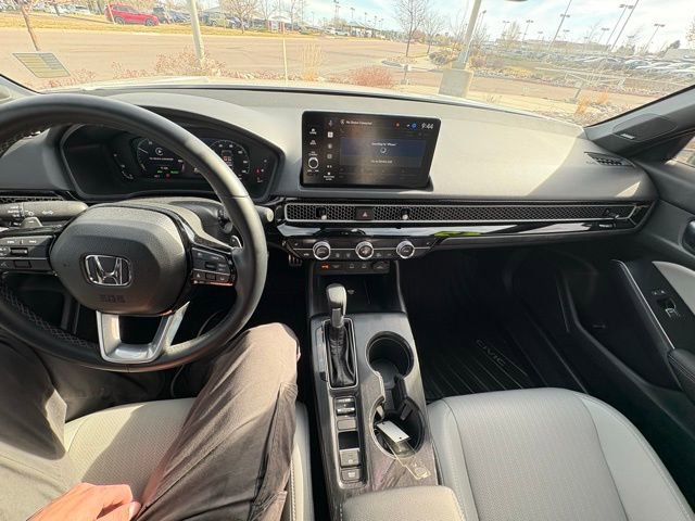 Used 2025 Honda Civic Sport image 17