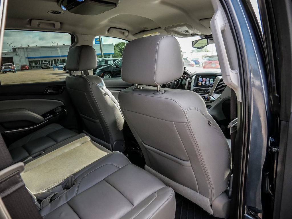 Used 2020 Chevrolet Tahoe LT w/ Luxury Package RWD image 21