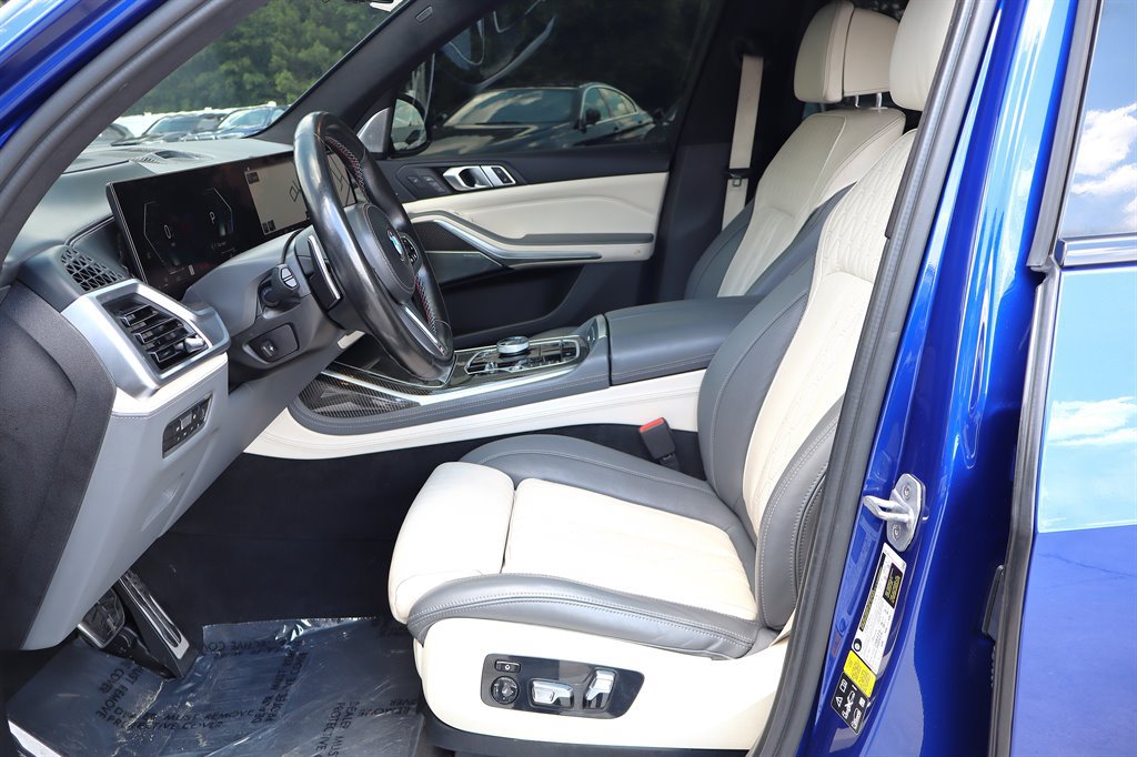 Used 2023 BMW X7 M60i w/ Executive Package AWD/4WD image 20