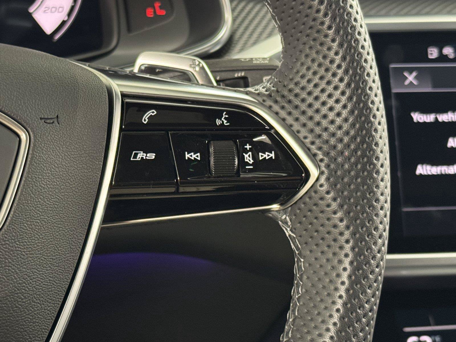Certified 2024 Audi RS 6 performance AWD/4WD image 38