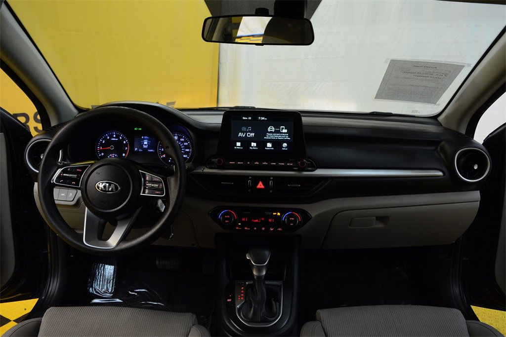 Used 2019 Kia Forte LXS image 2