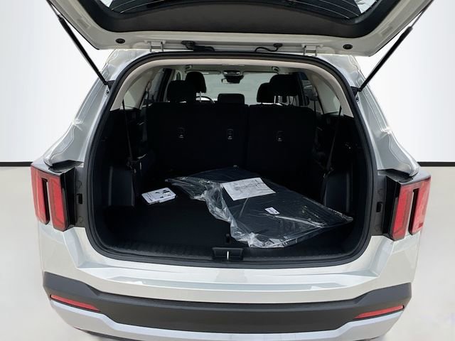 New 2026 Kia Sorento LX image 25
