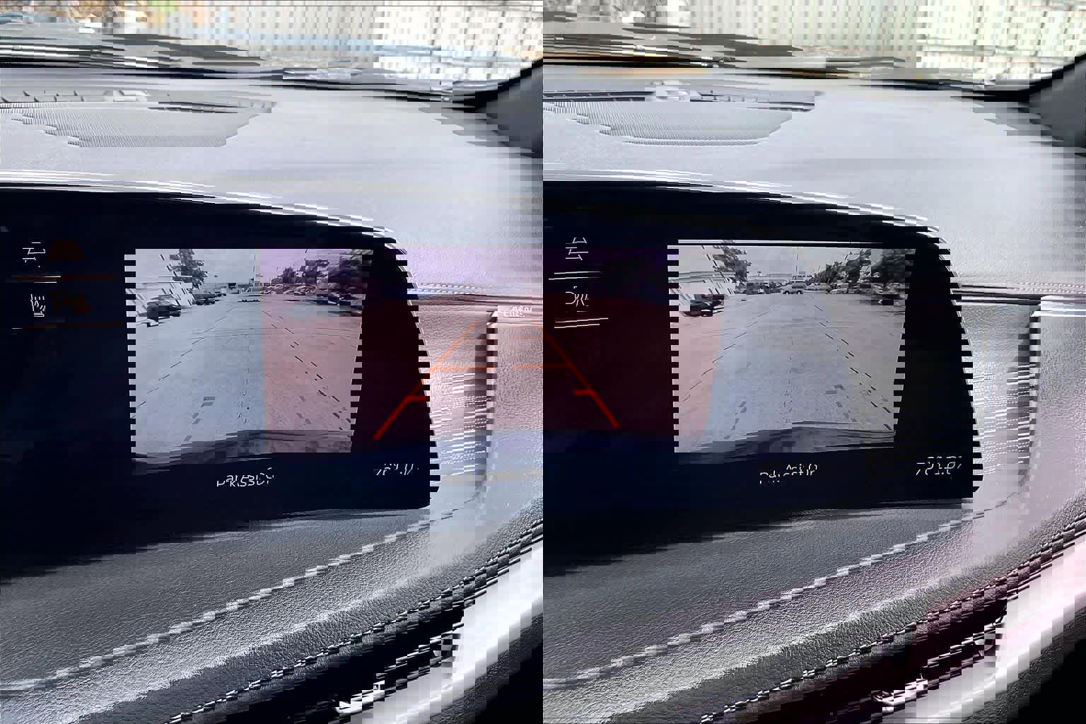 Used 2024 Cadillac XT4 Premium Luxury image 27