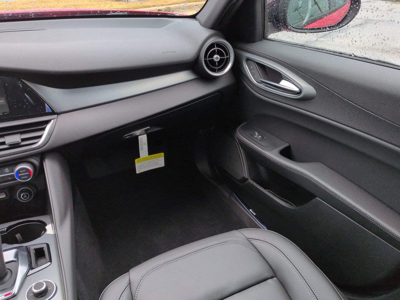 New 2025 Alfa Romeo Giulia w/ Driving Assist Package RWD image 15