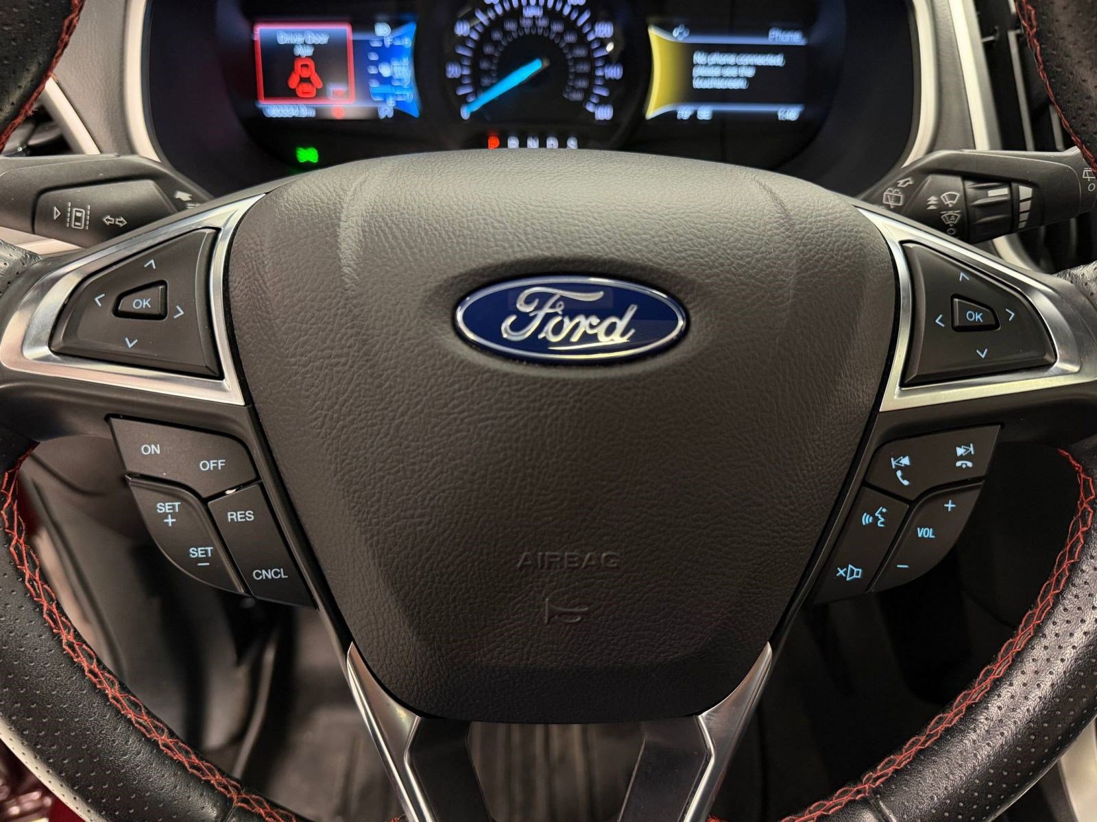 Used 2020 Ford Edge ST-Line image 24