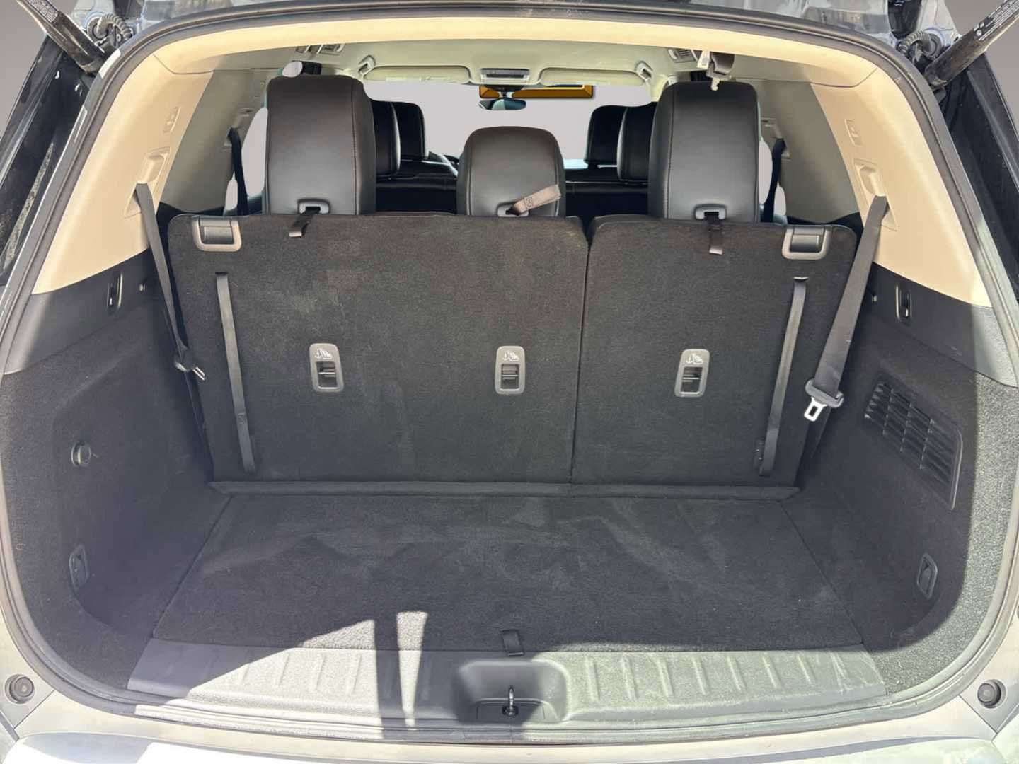 Used 2023 Nissan Pathfinder SL image 19