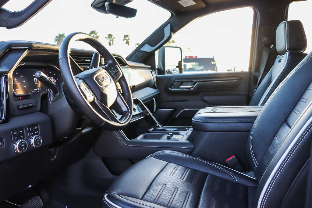 Used 2026 GMC Sierra 2500 AT4X AWD/4WD image 21
