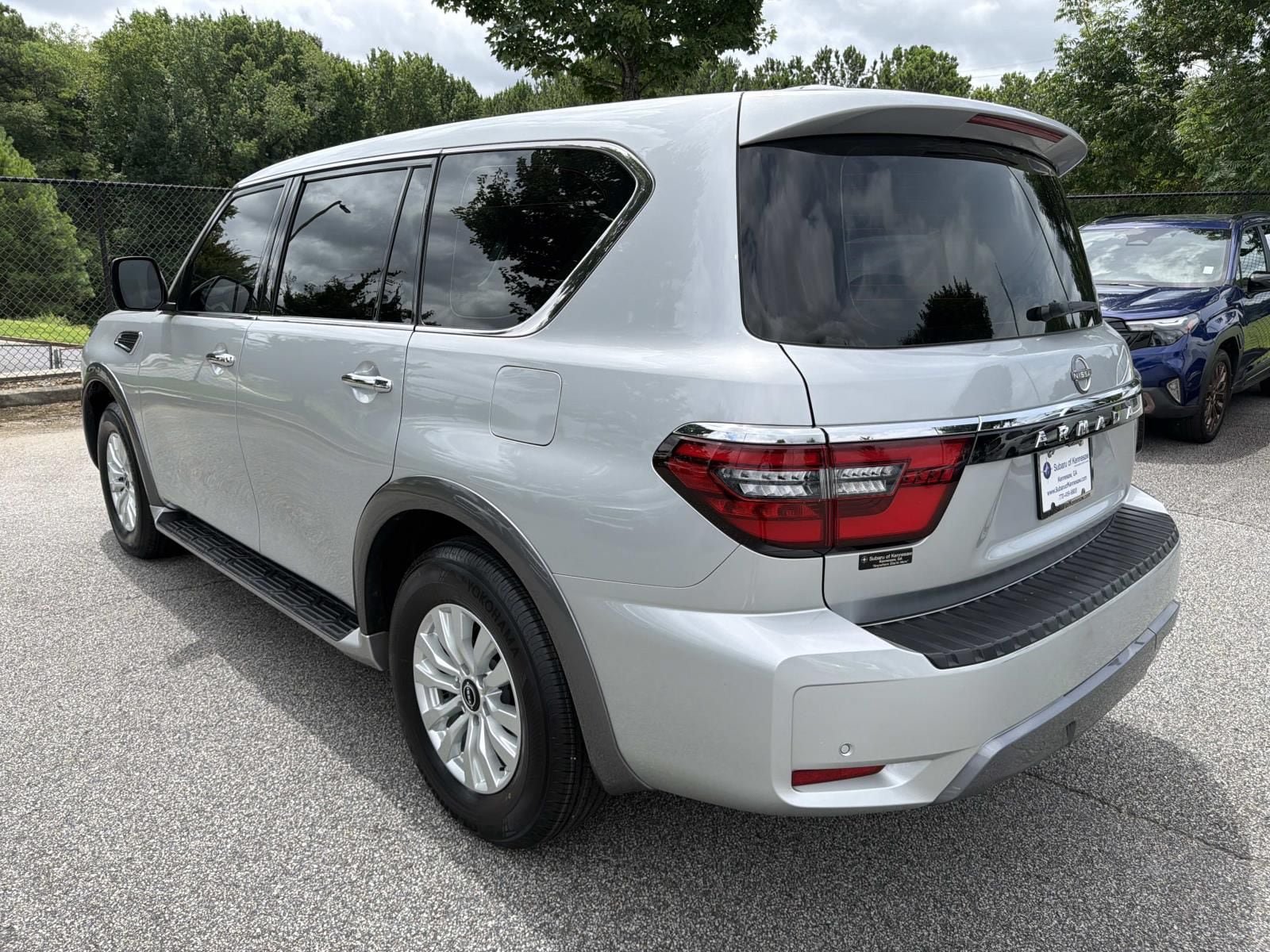 Used 2023 Nissan Armada S AWD/4WD image 7