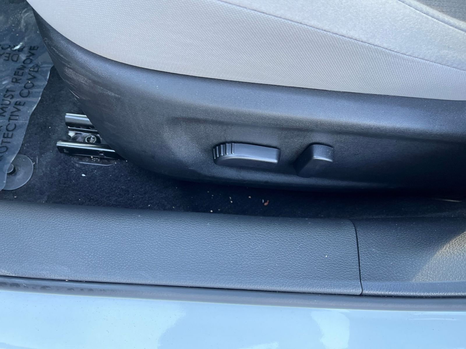 Used 2025 Nissan Altima 2.5 SV image 23