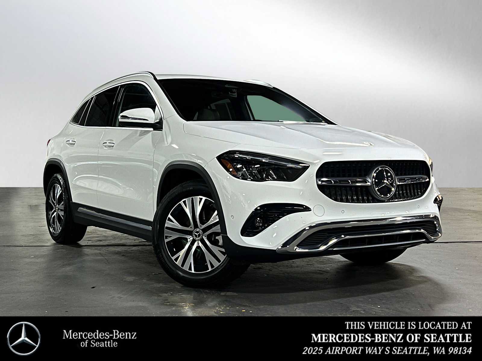 Used 2025 Mercedes-Benz GLA 250 4MATIC image 1