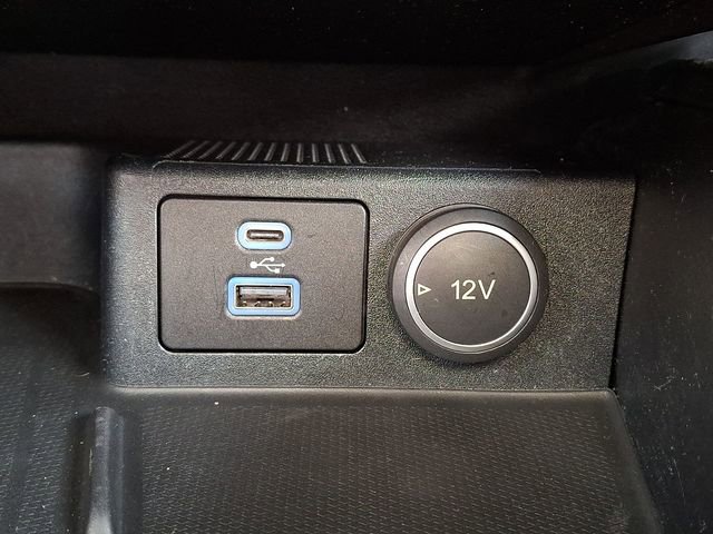 Certified 2020 Ford Escape Titanium w/ Titanium Premium Package 2.0 image 23