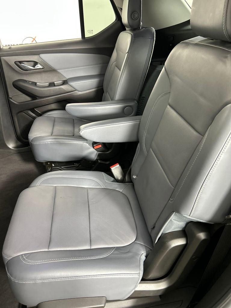 Used 2018 Chevrolet Traverse Premier w/ Driver Confidence II Package image 16