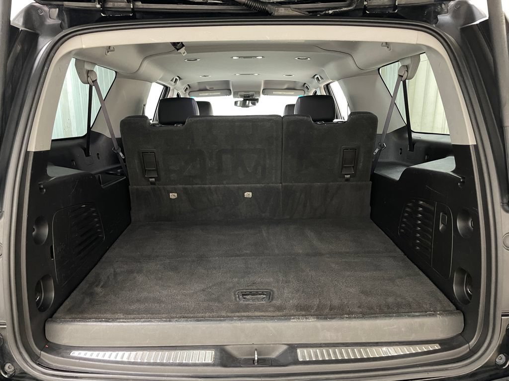 Used 2016 Chevrolet Suburban LT RWD image 44