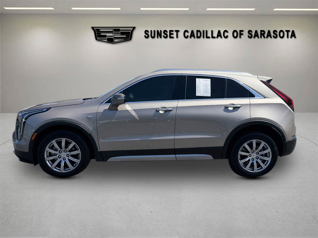 Certified 2022 Cadillac XT4 Premium Luxury w/ Technology Package FWD image 6