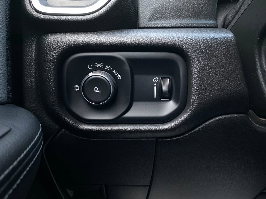 Used 2022 RAM 2500 Big Horn image 26