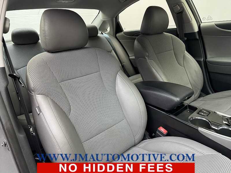 Used 2013 Hyundai Sonata SE w/ Navigation & Sunroof Pkg image 20