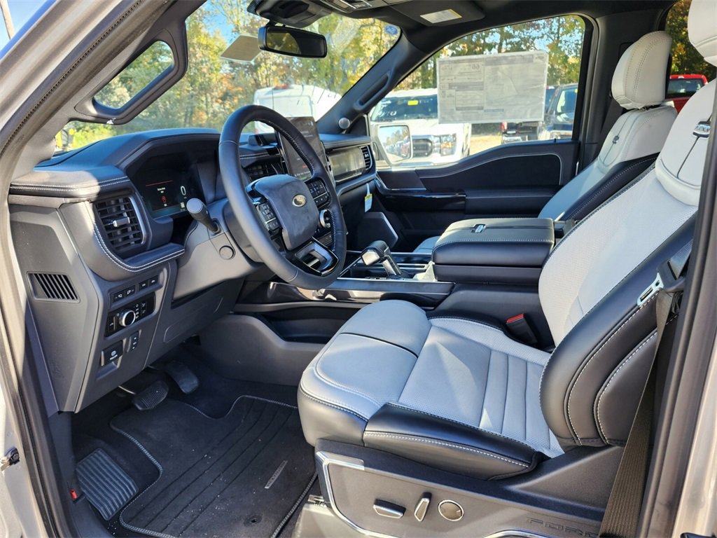 Used 2023 Ford F150 Lightning Platinum image 18