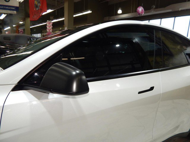 Used 2021 Tesla Model Y Performance image 12