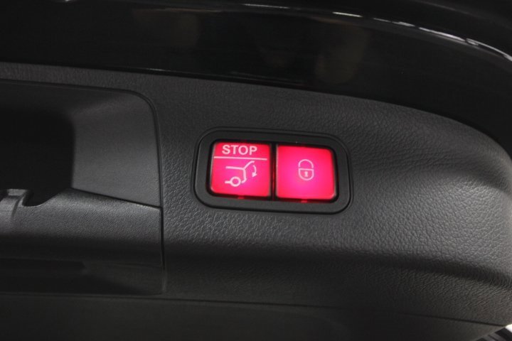 Used 2022 Mercedes-Benz GLA 250 4MATIC image 6