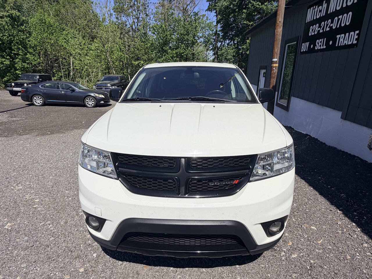 Used 2019 Dodge Journey SE w/ Connectivity Group FWD image 14