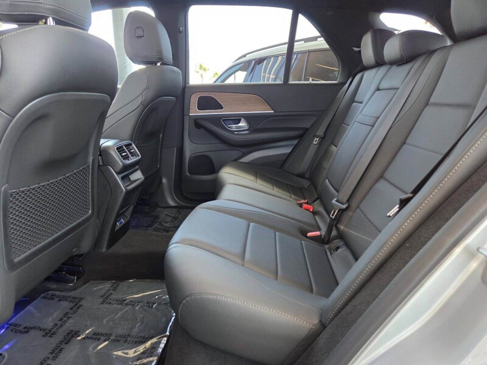 Certified 2025 Mercedes-Benz GLE 350 4MATIC w/ Winter Package image 14