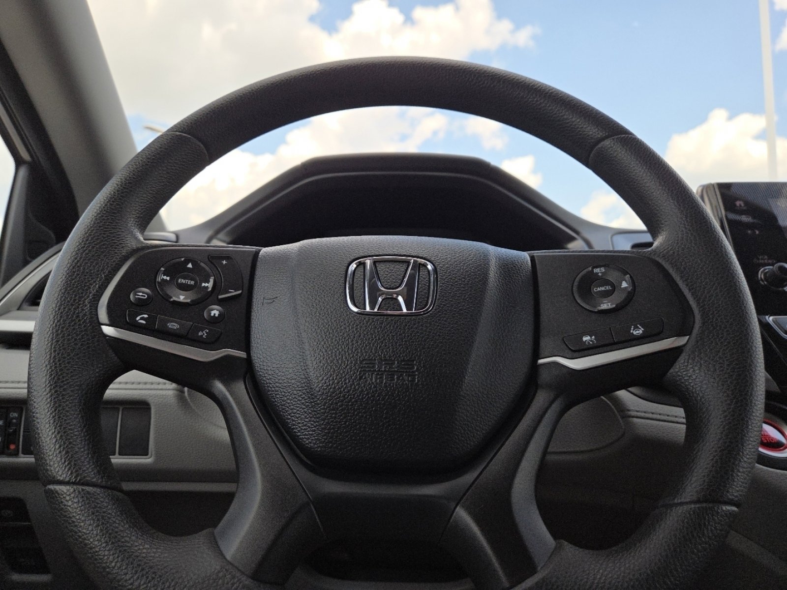 Used 2024 Honda Odyssey EX image 24