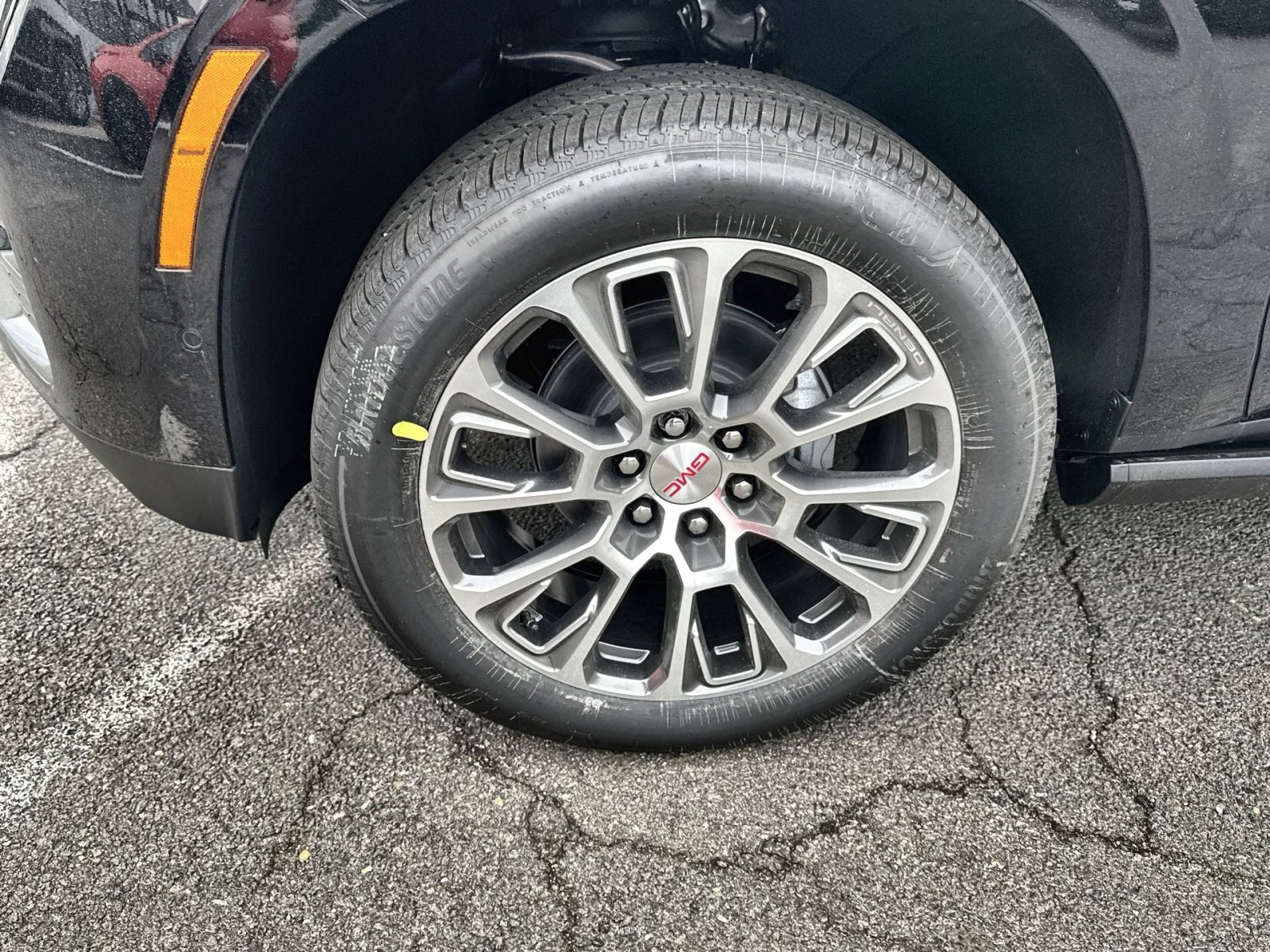 New 2026 GMC Yukon XL Denali w/ Denali Reserve Package image 12