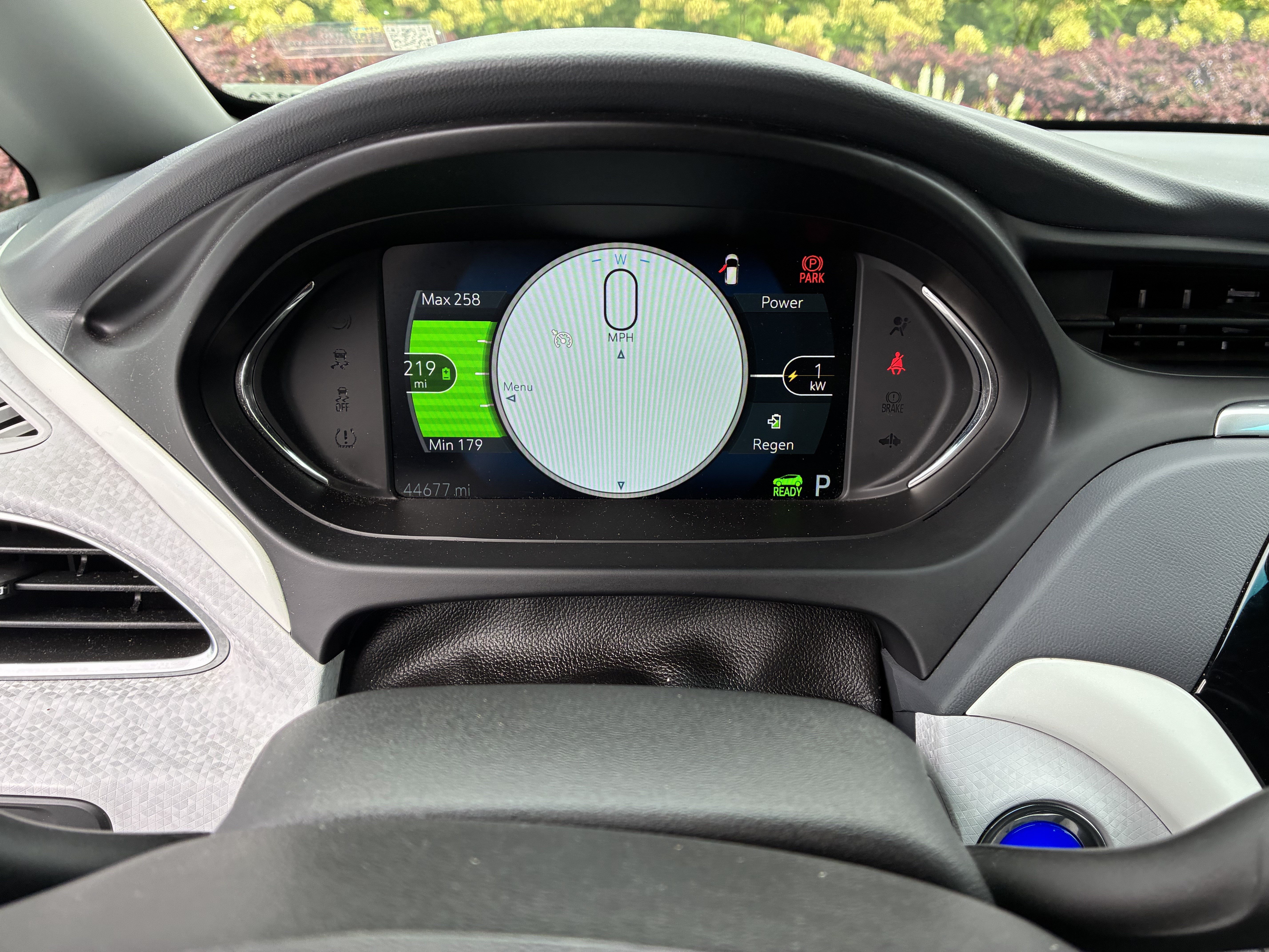Used 2020 Chevrolet Bolt LT FWD image 29