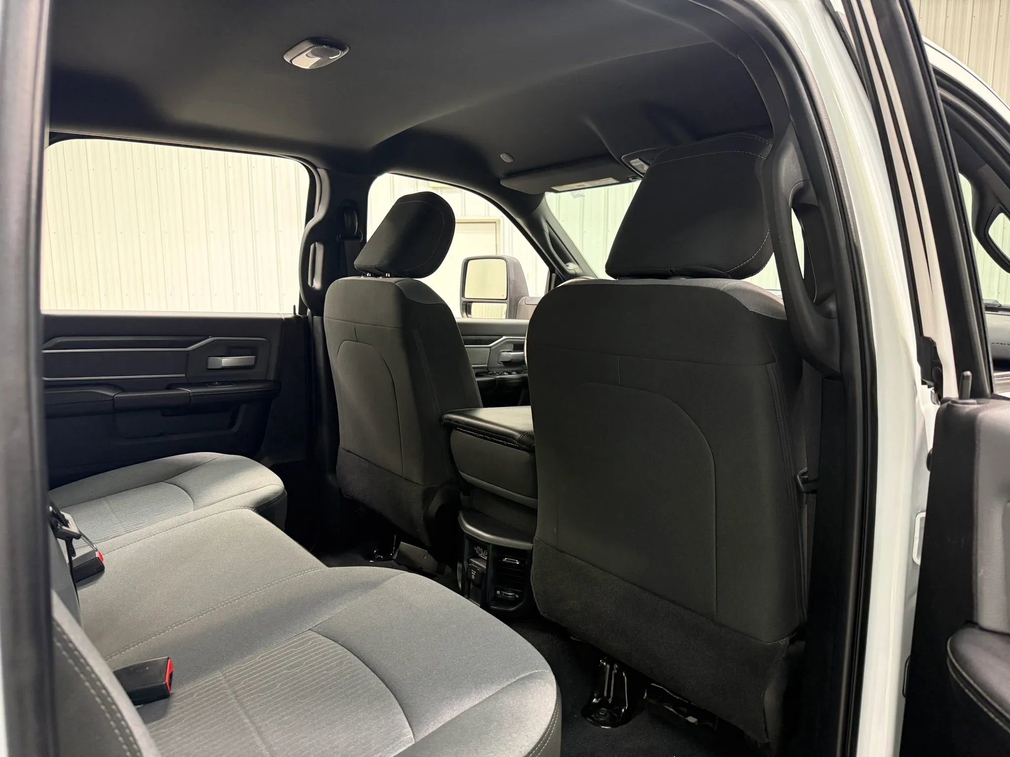 Used 2023 RAM 3500 SLT w/ Quick Order Package 2YG SLT AWD/4WD image 17