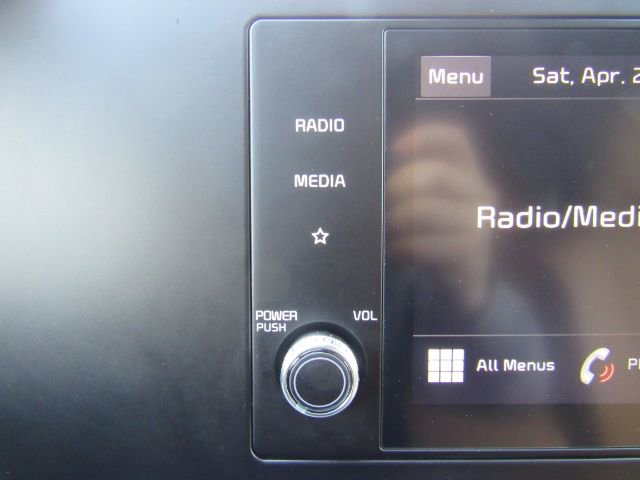 Used 2023 Kia Carnival LX image 53