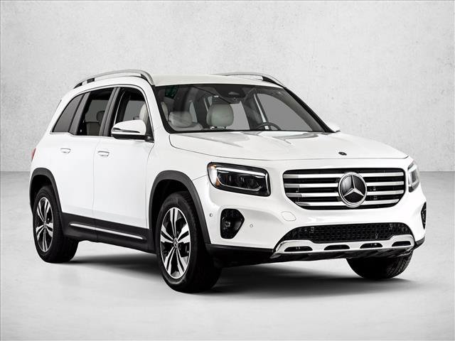 Used 2025 Mercedes-Benz GLB 250 image 3