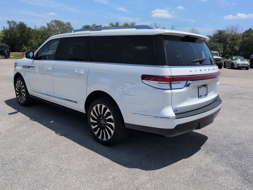 Used 2022 Lincoln Navigator L Black Label AWD/4WD image 5