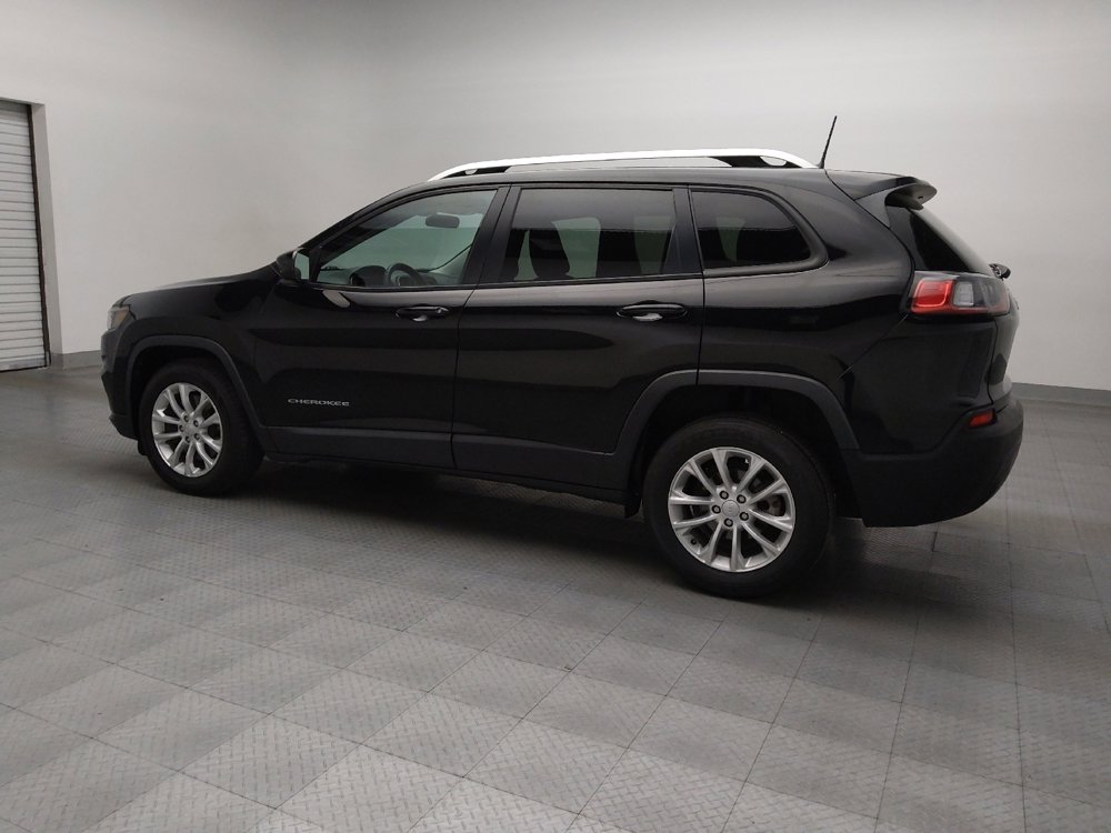 Used 2020 Jeep Cherokee Latitude image 3
