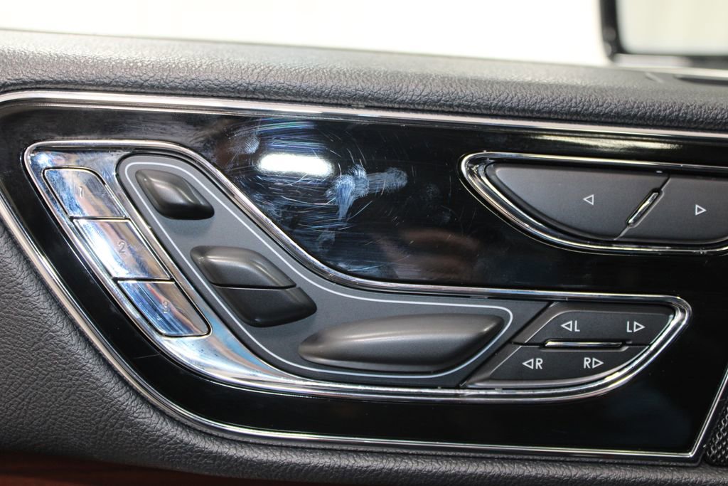Used 2023 Lincoln Navigator Reserve AWD/4WD image 51