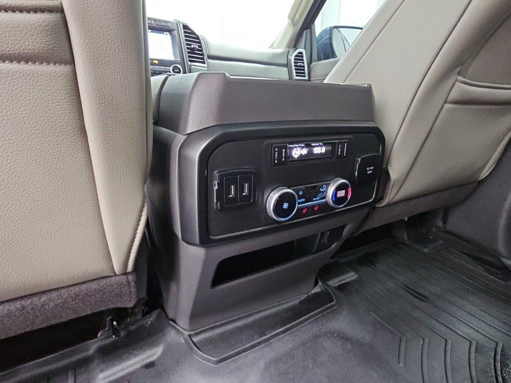 Used 2018 Ford Expedition Limited w/ Equipment Group 301A RWD image 38