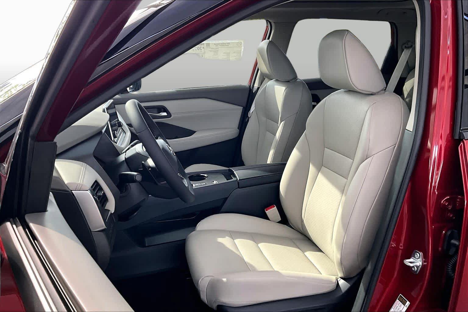 New 2027 Nissan Rogue Dark Armor FWD image 15