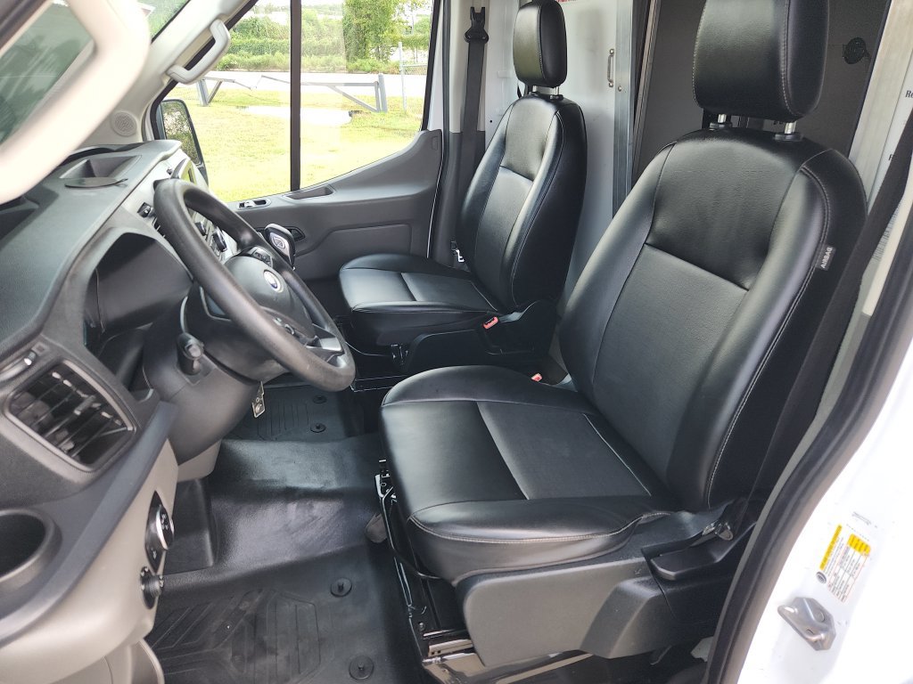 Used 2023 Ford Transit 350 DRW RWD image 13