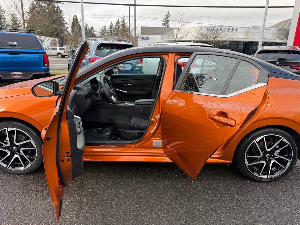 Used 2024 Nissan Sentra SR image 17