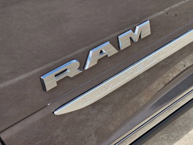 Used 2025 RAM 2500 Limited image 12