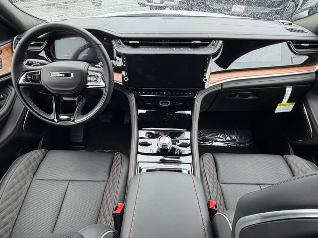 New 2026 Jeep Grand Cherokee L Summit AWD/4WD image 32