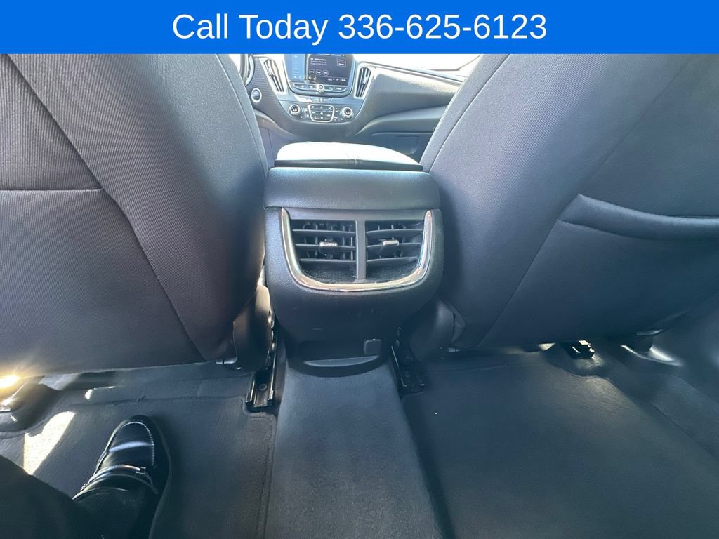 Used 2024 Chevrolet Malibu LT FWD image 22
