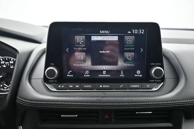 Used 2025 Nissan Rogue SV AWD/4WD image 24