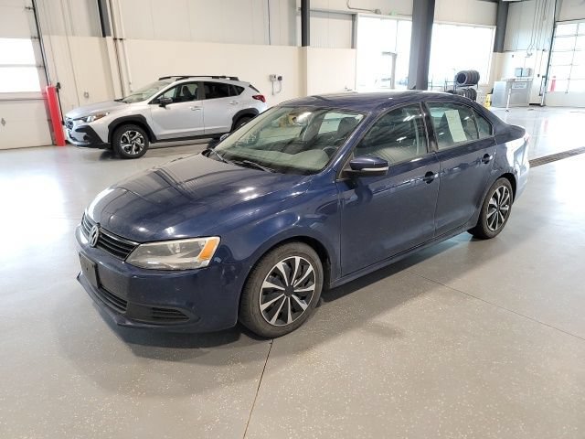 Used 2014 Volkswagen Jetta SE FWD image 3