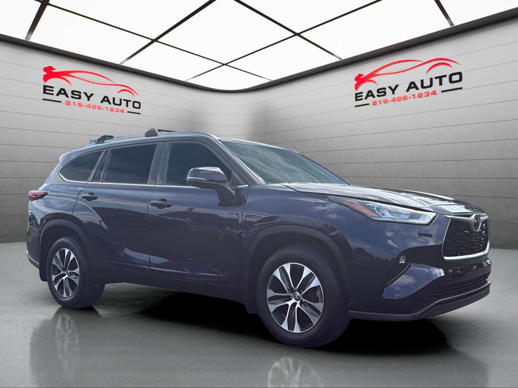 Used 2020 Toyota Highlander XLE image 5