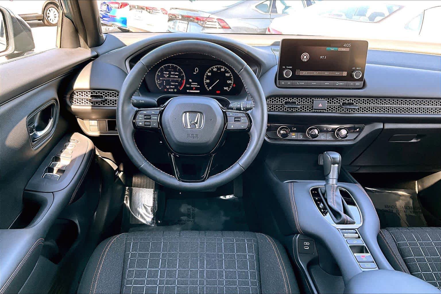 Used 2024 Honda HR-V Sport image 6