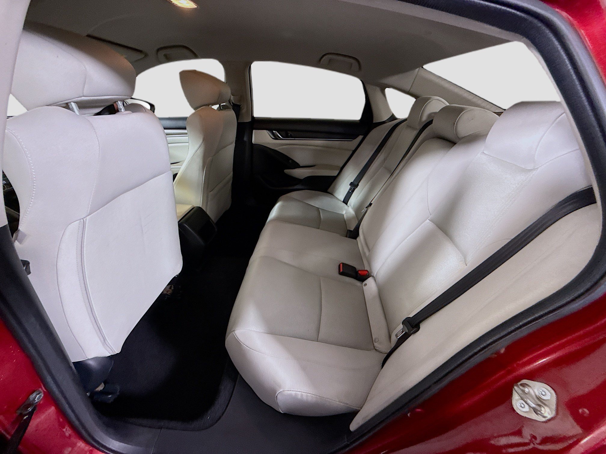 Used 2018 Honda Accord LX image 25