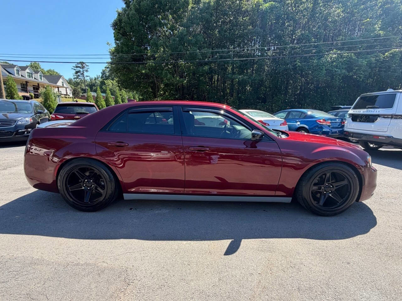 Used 2019 Chrysler 300 Touring w/ Sport Appearance Package RWD image 4